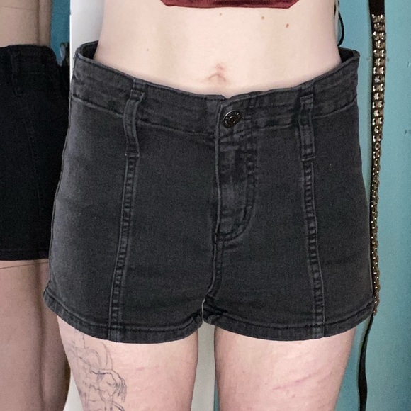 Wild Fable black high rise jean shorts size 0 !!!message before purchase!!! - Picture 3 of 7